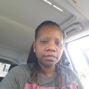 Meet your Posher, Pam